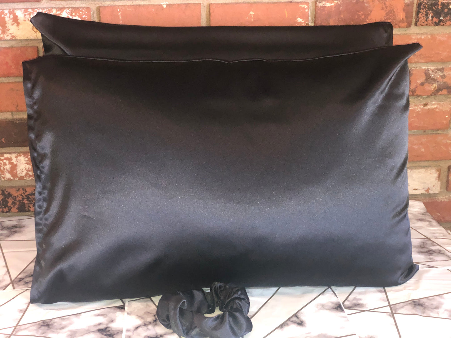Chic Black Satin Pillowcase