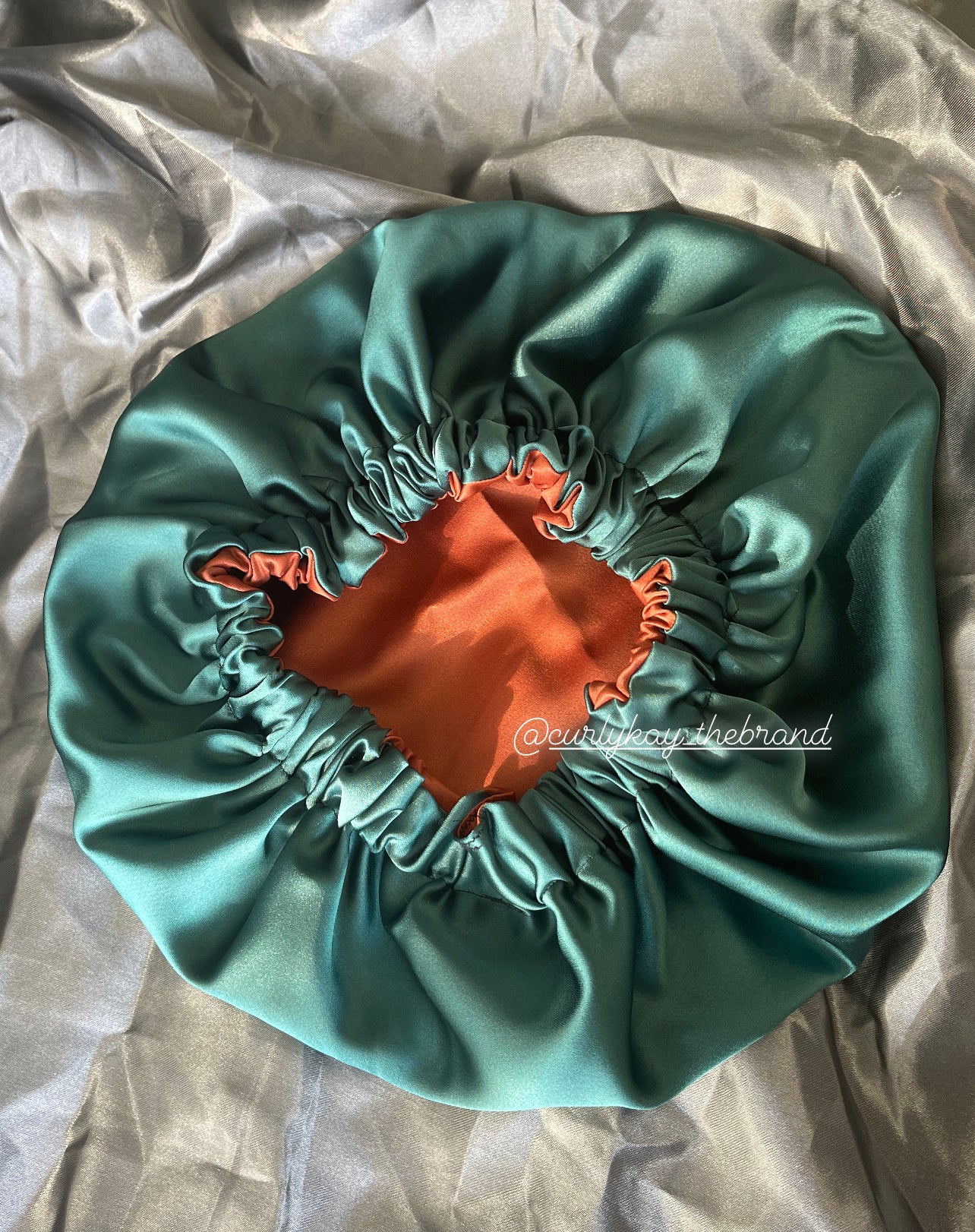 "Hunter" Reversible Satin Bonnet